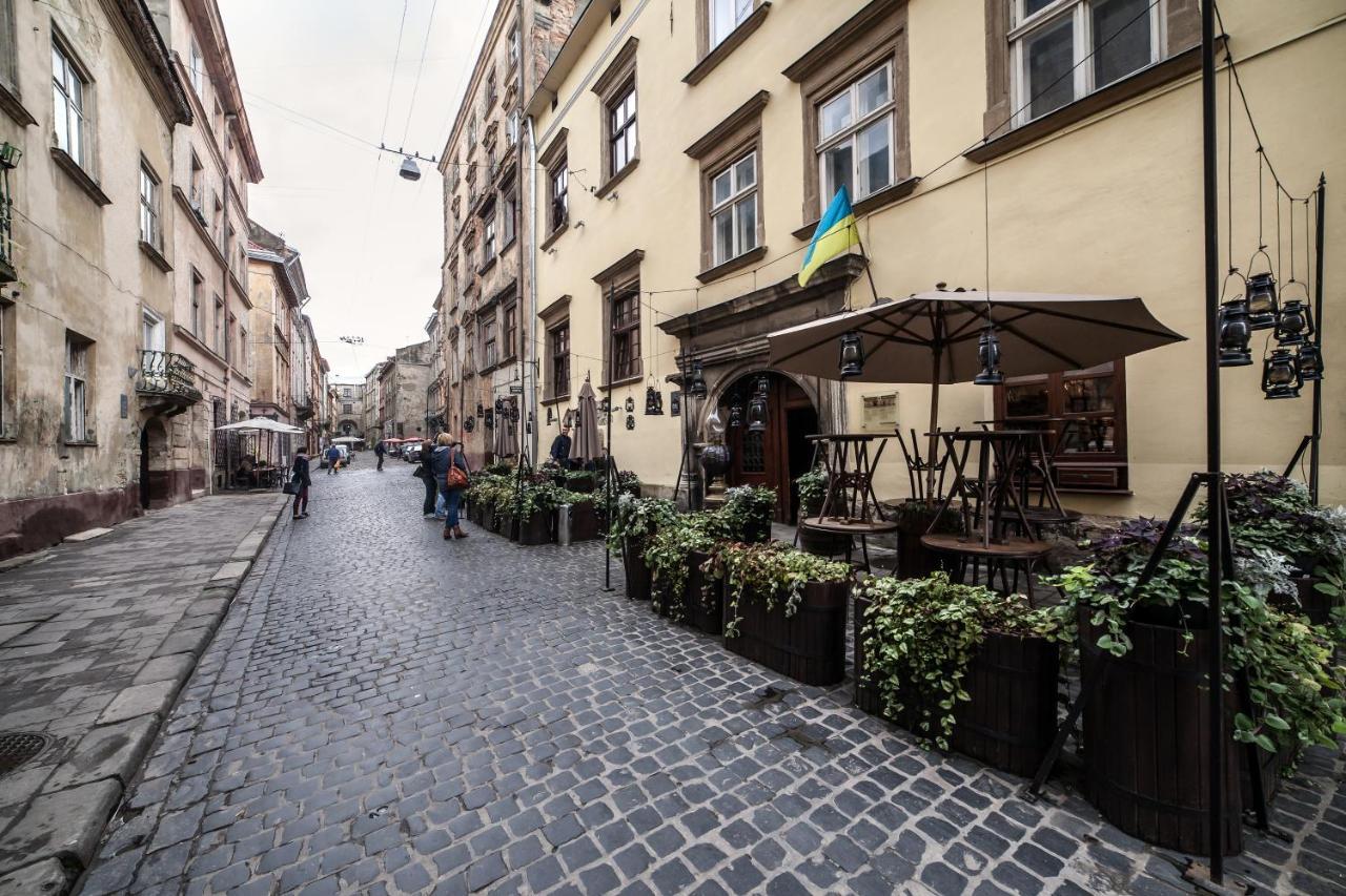 Apartment on Virmens`ka Street Lviv Buitenkant foto